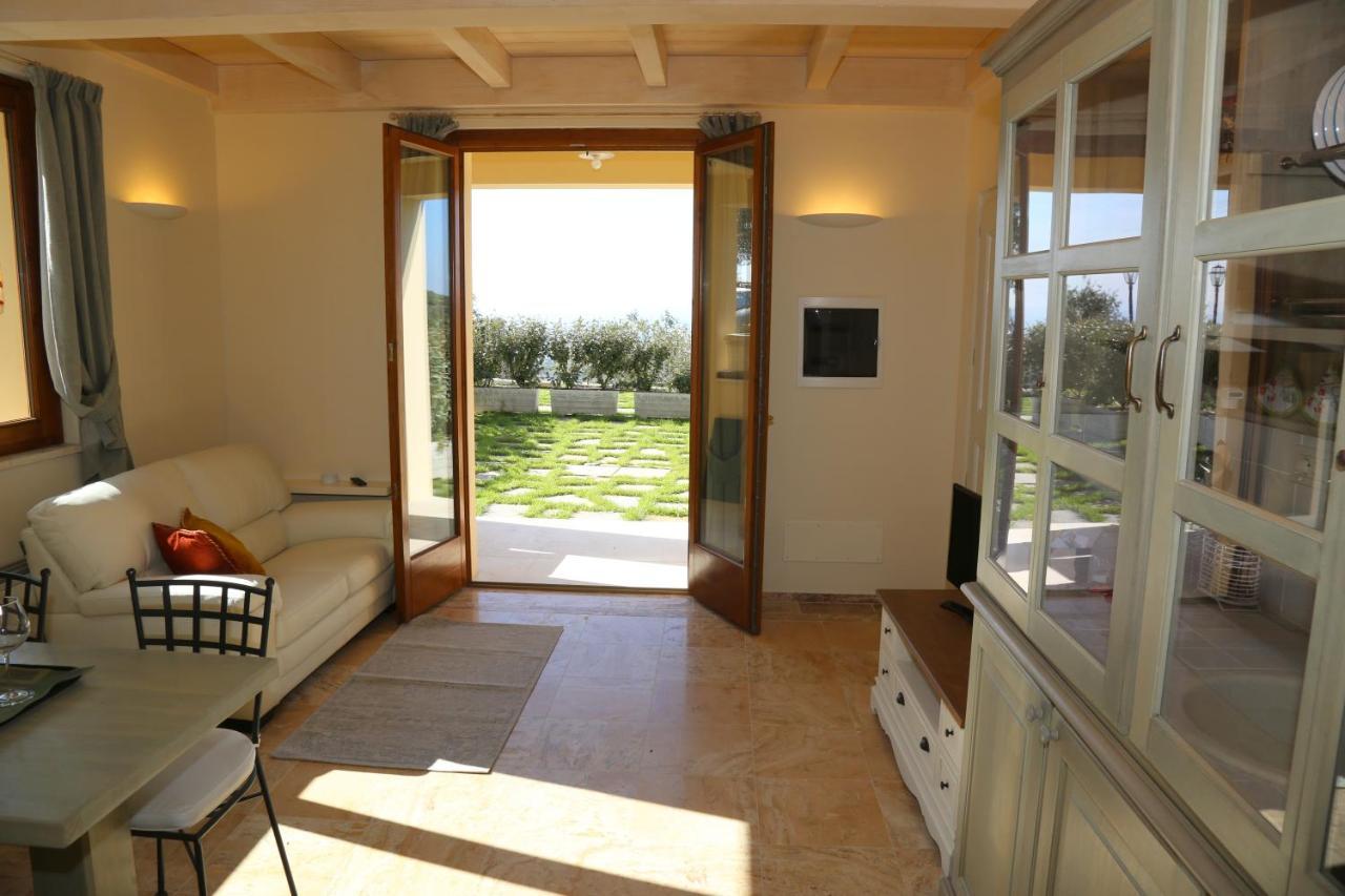 Casa Vacanze Squarcialupi Кастелина ин Шианти Экстерьер фото