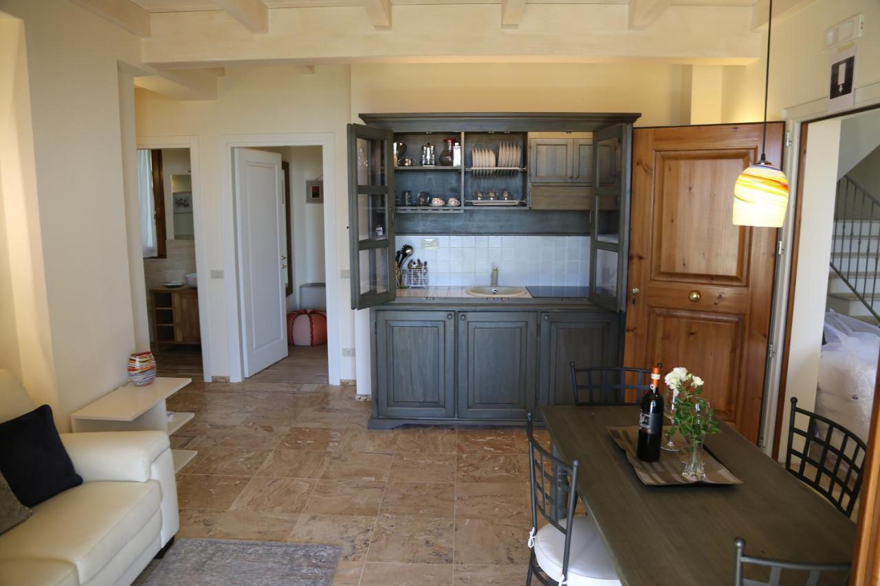Casa Vacanze Squarcialupi Кастелина ин Шианти Экстерьер фото
