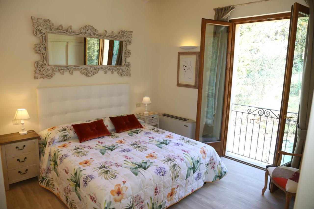Casa Vacanze Squarcialupi Кастелина ин Шианти Экстерьер фото